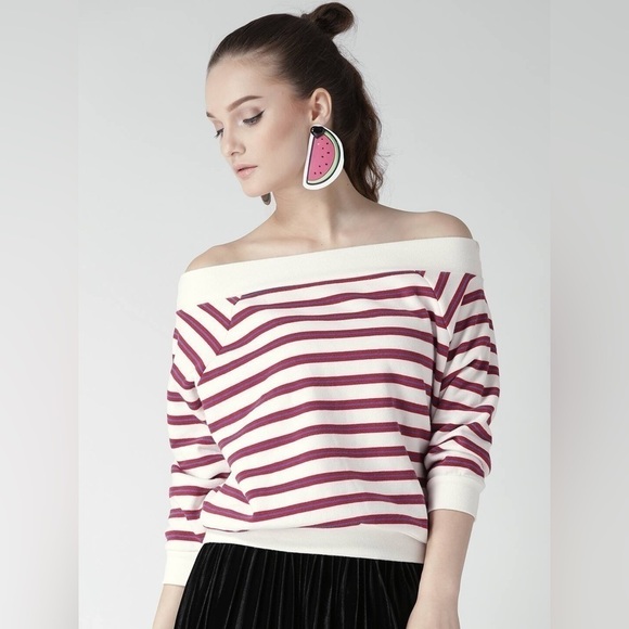 Forever 21 Sweaters - FOREVER 21 Women White & Red Striped Sweatshirt size 0X